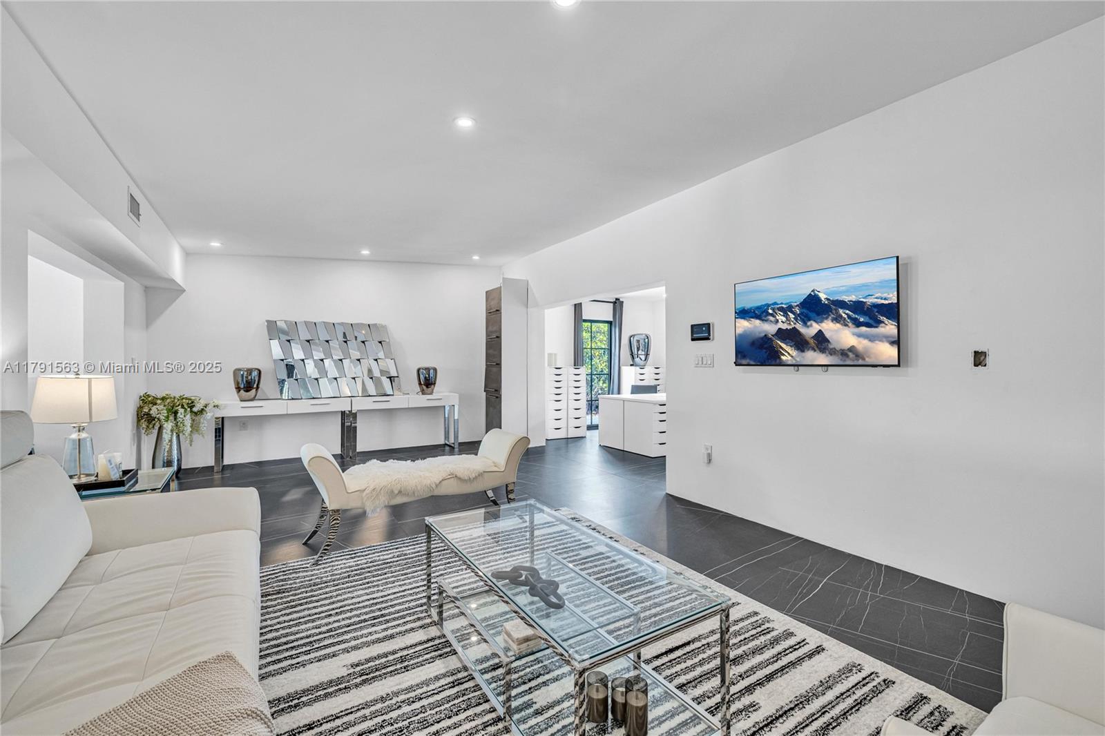 REV PL OF BAY VIEW TERR - Residential Lease