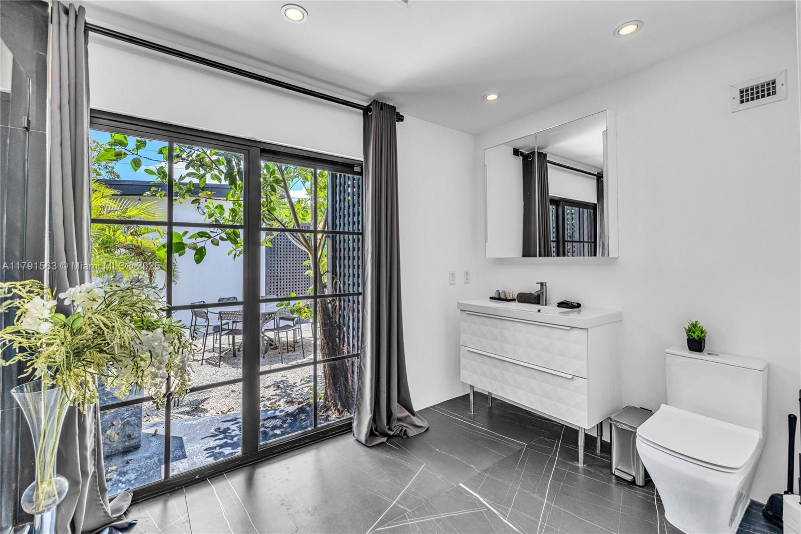 REV PL OF BAY VIEW TERR - Residential Lease