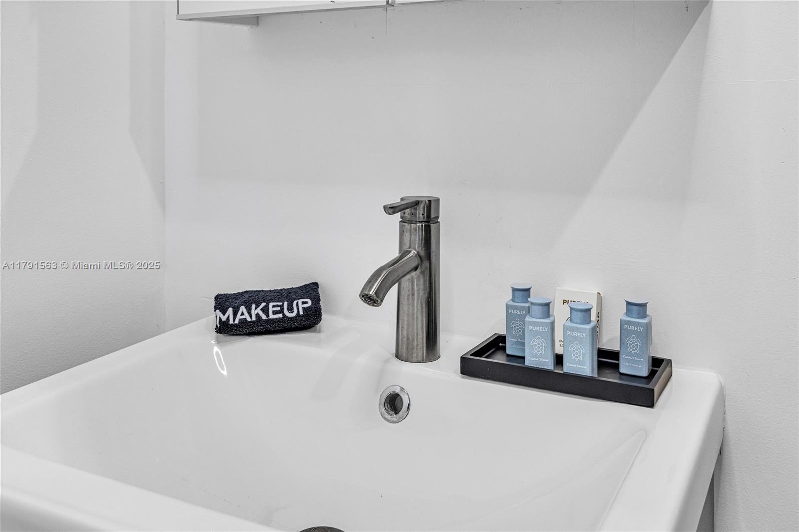 REV PL OF BAY VIEW TERR - Residential Lease