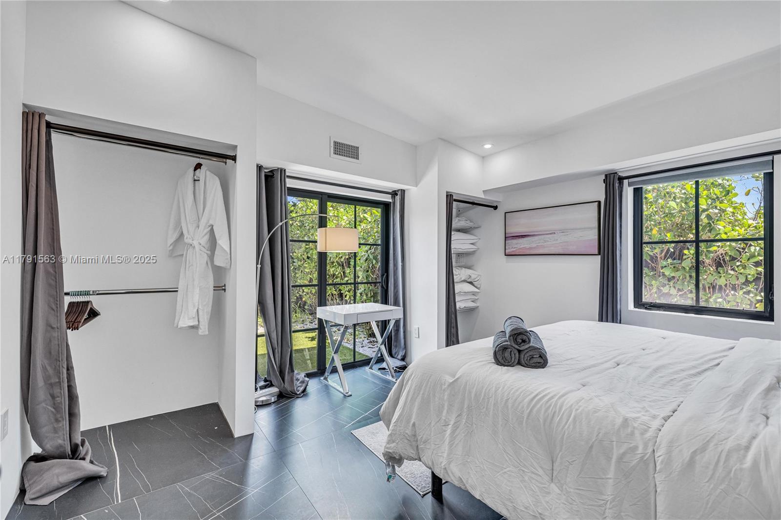 REV PL OF BAY VIEW TERR - Residential Lease