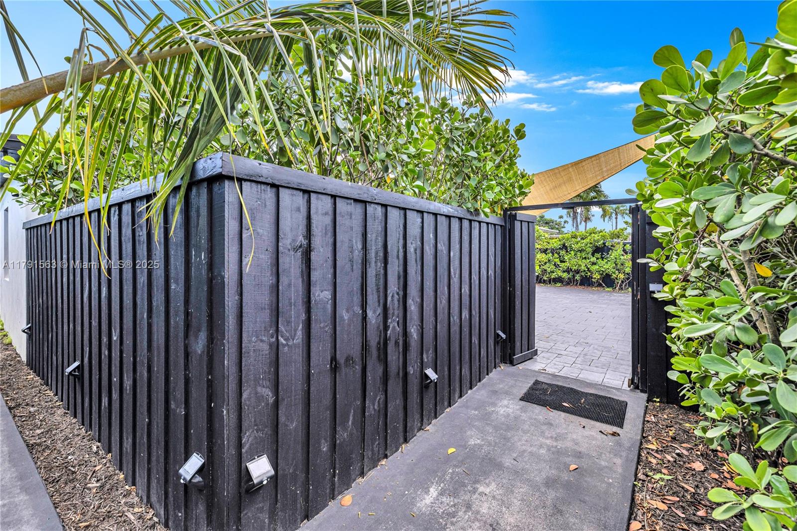 REV PL OF BAY VIEW TERR - Residential Lease