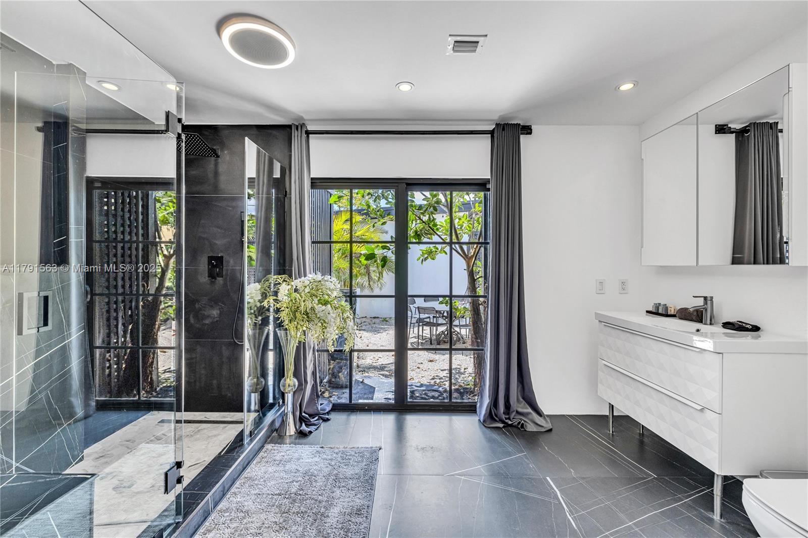 REV PL OF BAY VIEW TERR - Residential Lease