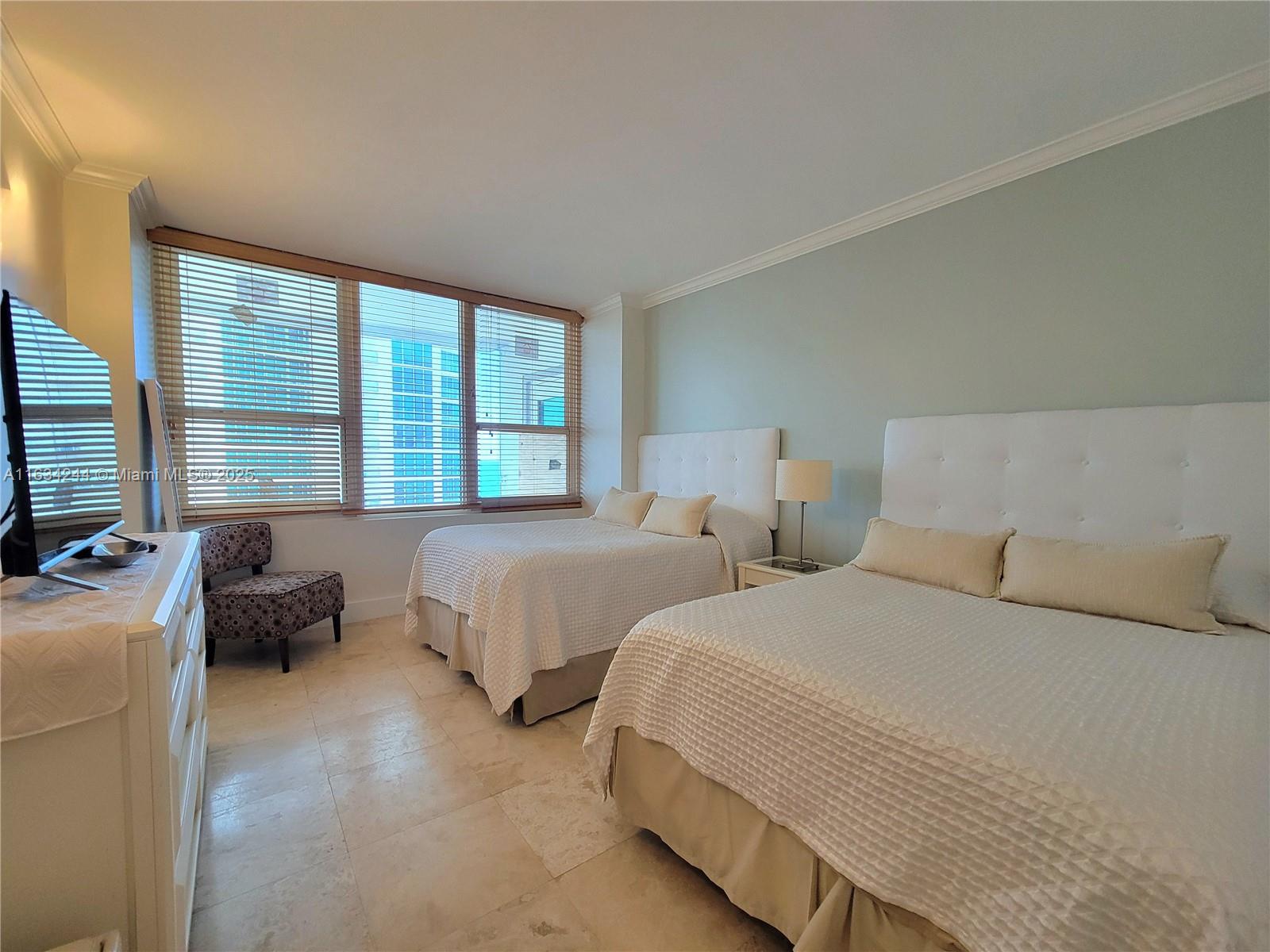 ALEXANDER TOWERS CONDO - Residential Lease