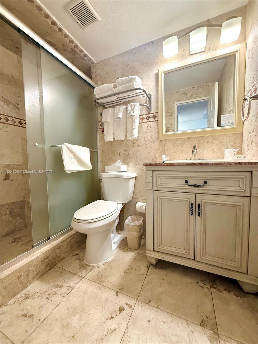 Aventura Beach Club - Residential
