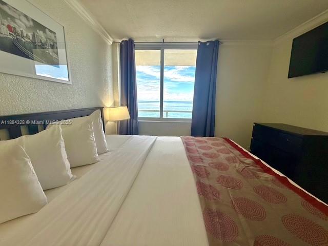 Aventura Beach Club - Residential