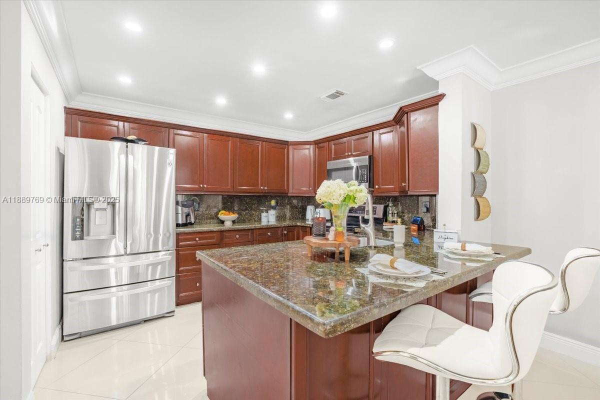 PALM ISLAND PLAT - Residential Lease
