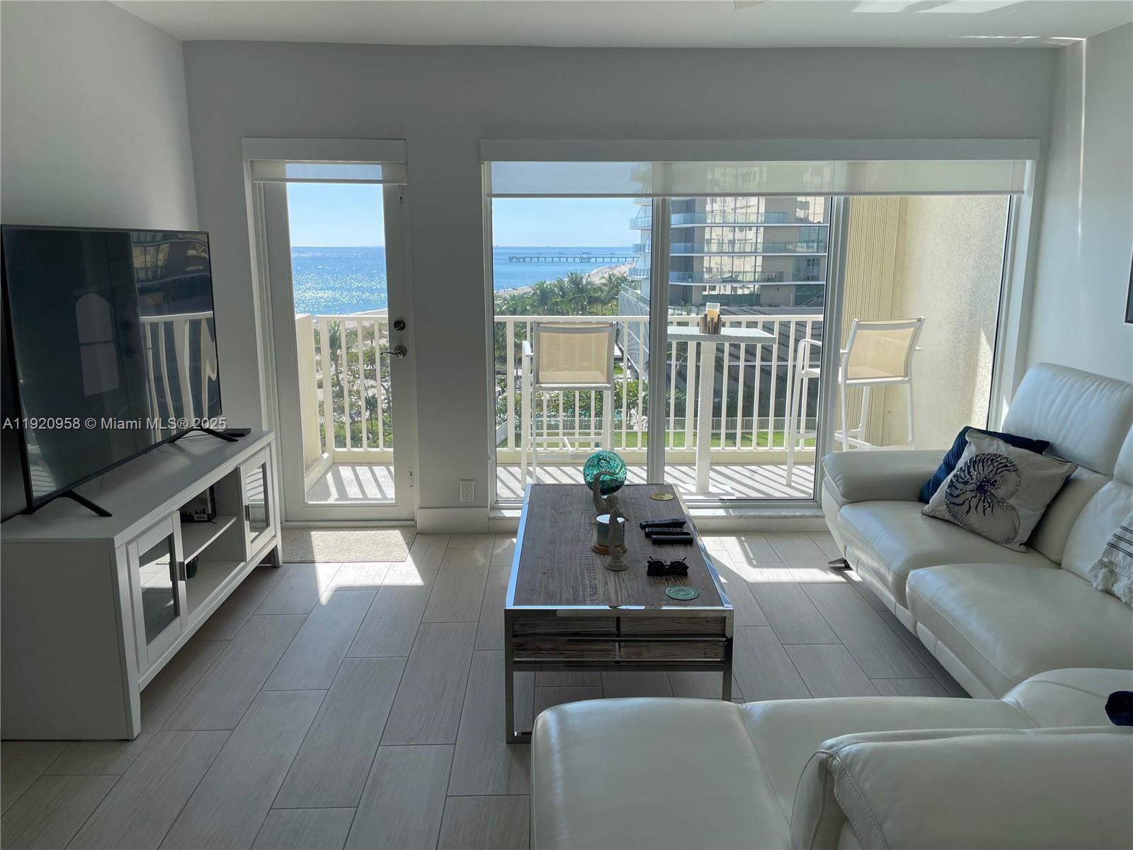 750 N Ocean Blvd 702, Pompano Beach, FL, 33062/$599,000 4 750 N Ocean Blvd 702