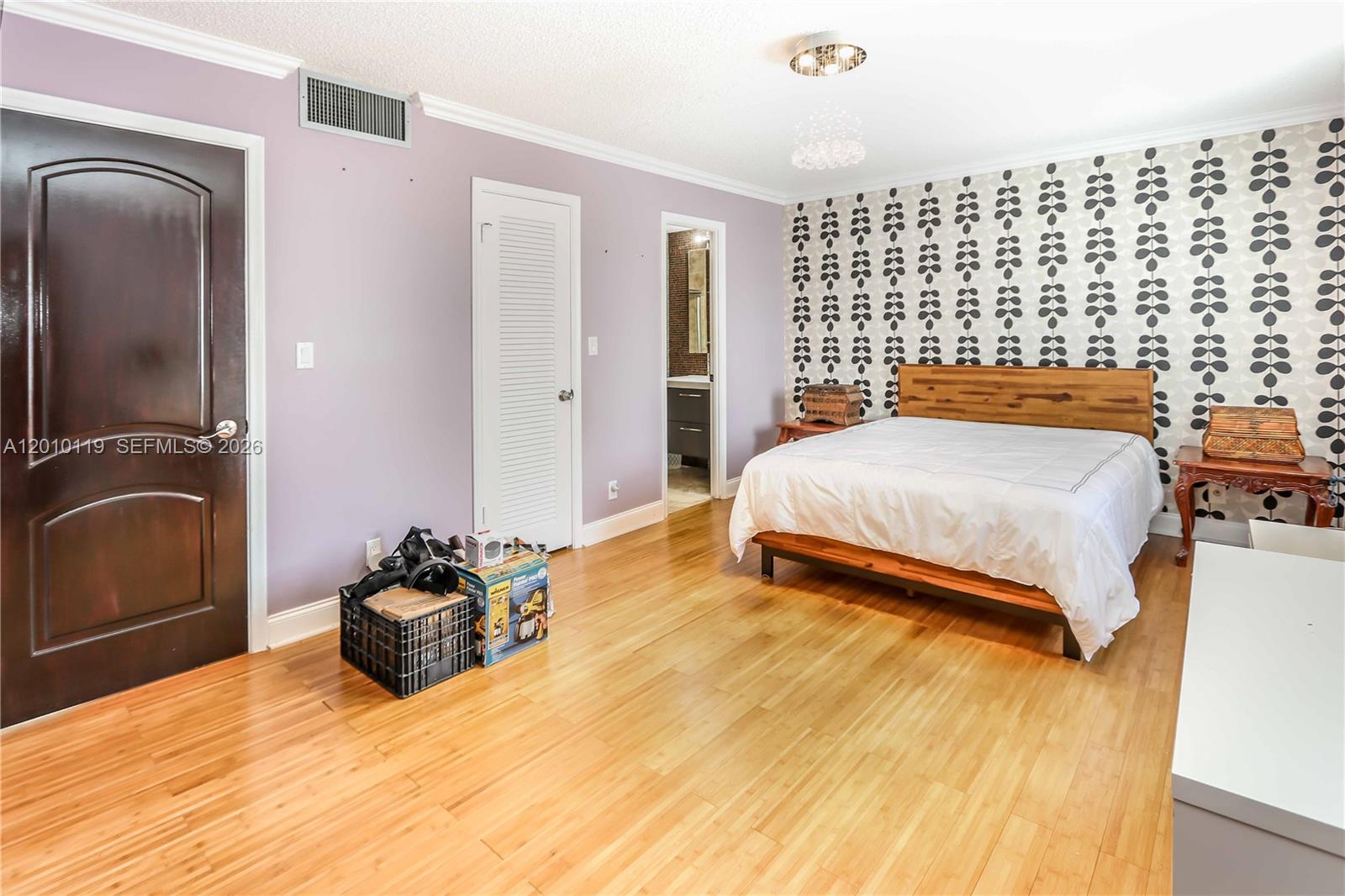 TOWNHOUSES OF VENETIAN PA - Residential