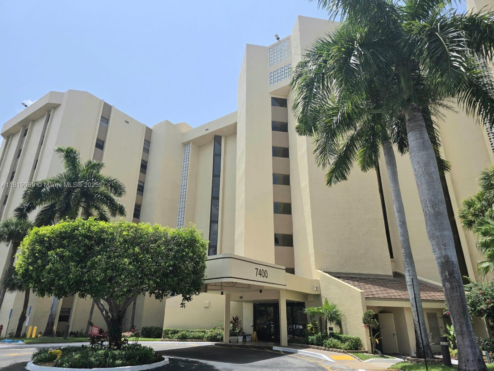 7400 Radice Ct 402, Lauderhill, Miami-Dade County, Florida - 2 Bedrooms  
2 Bathrooms - 