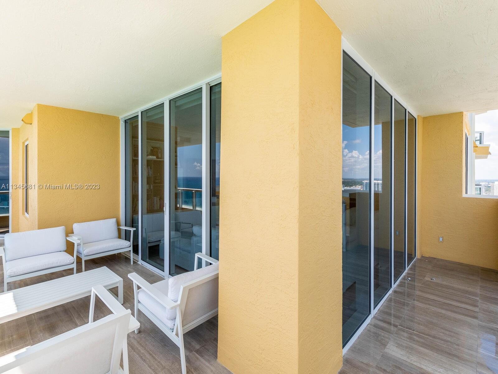 ACQUALINA OCEAN RESIDENCE - Residential