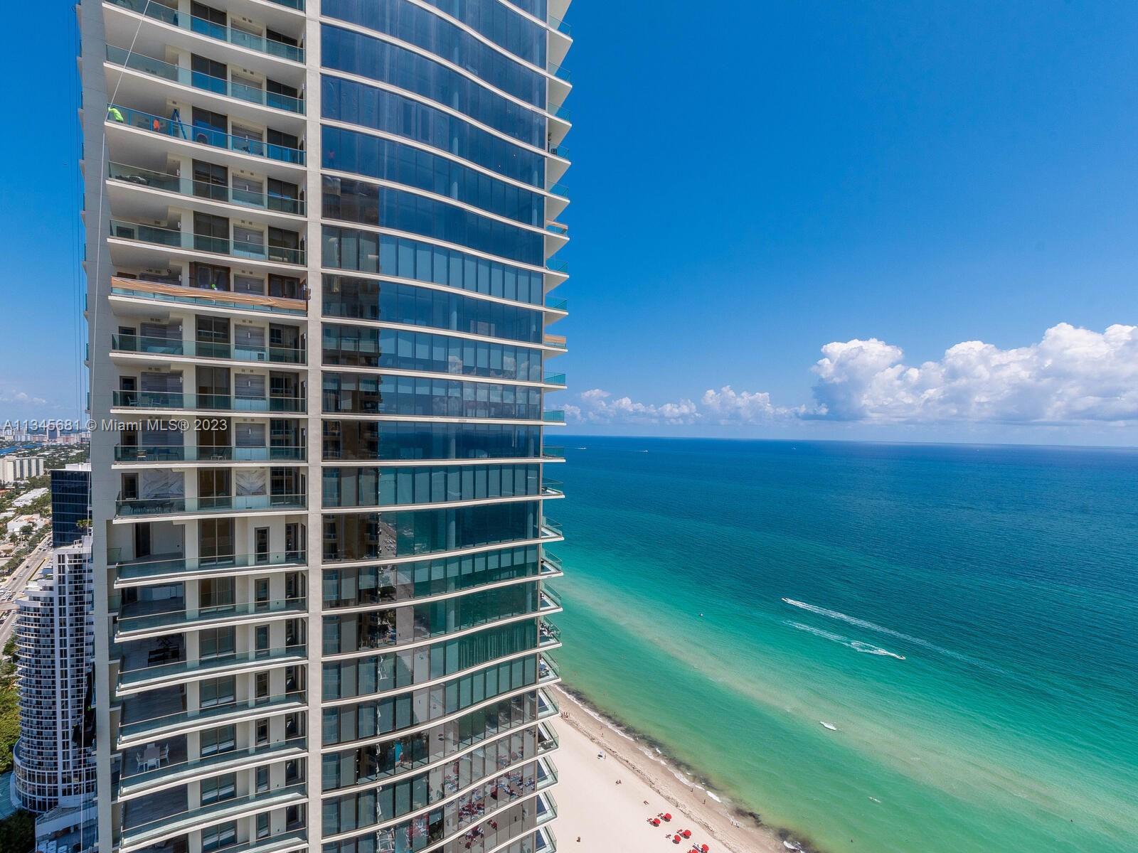 ACQUALINA OCEAN RESIDENCE - Residential