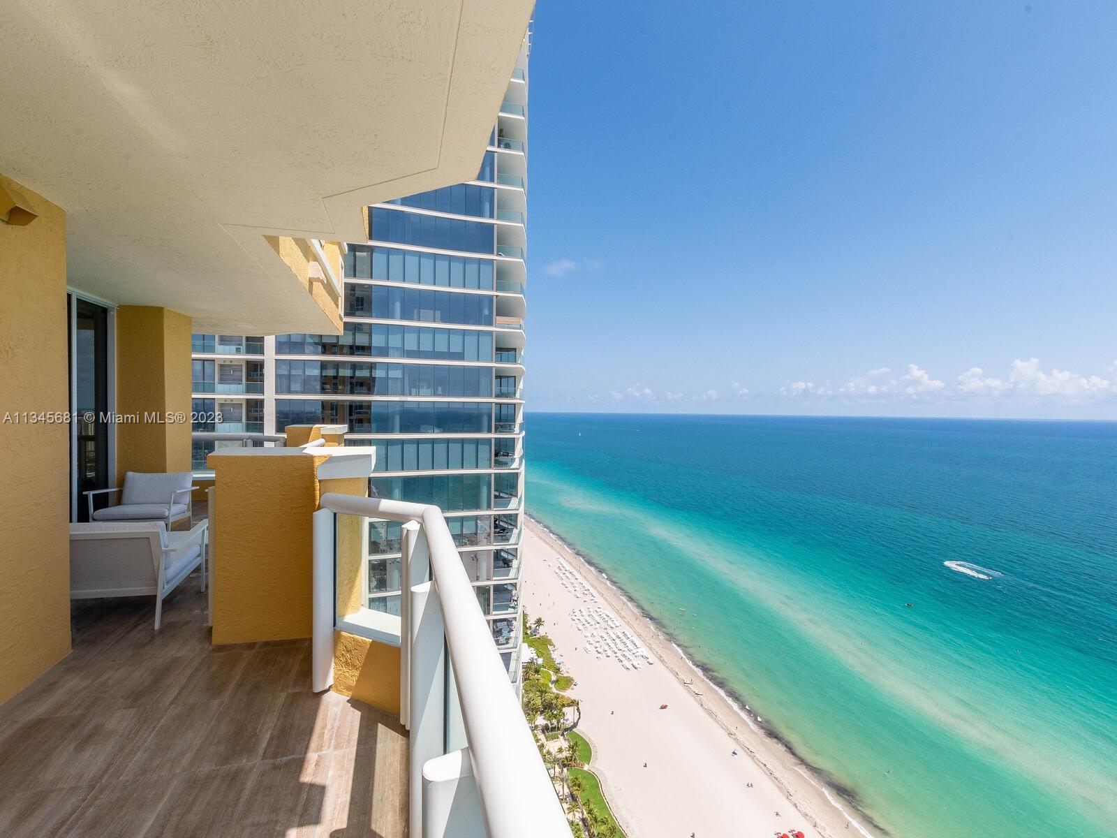 ACQUALINA OCEAN RESIDENCE - Residential