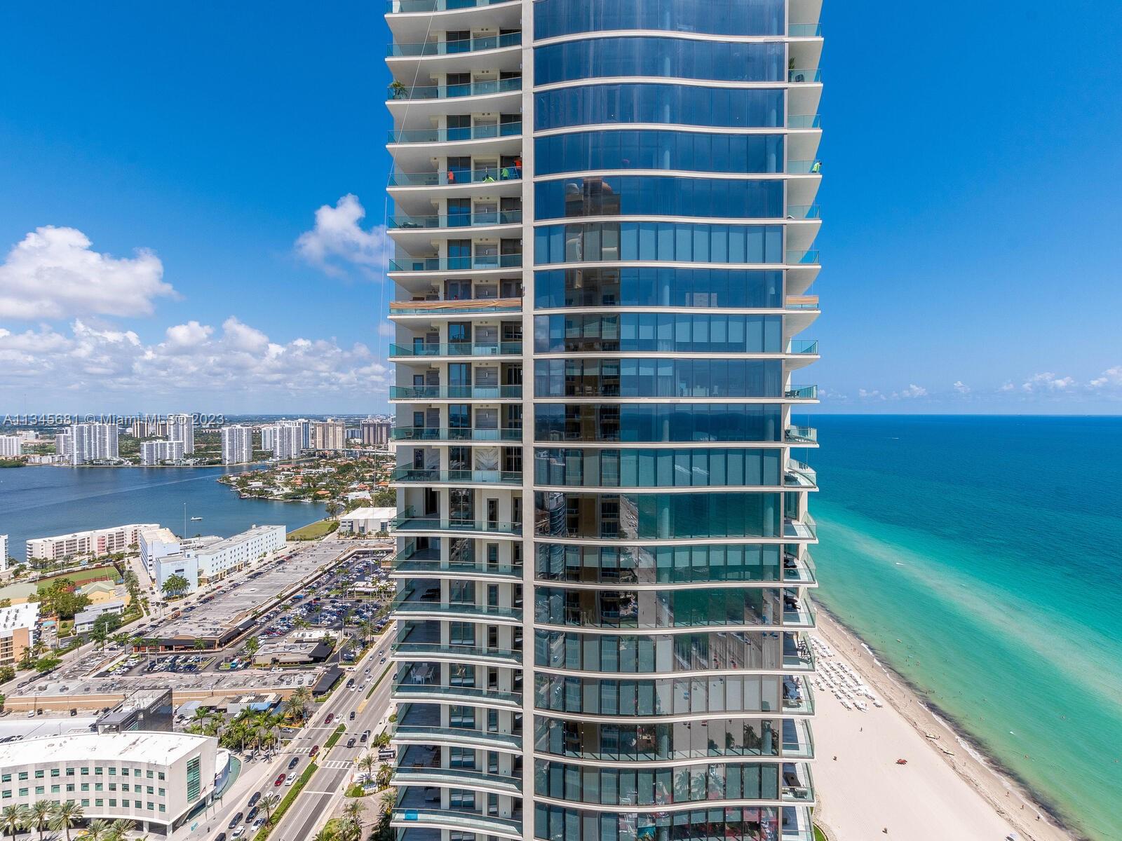ACQUALINA OCEAN RESIDENCE - Residential