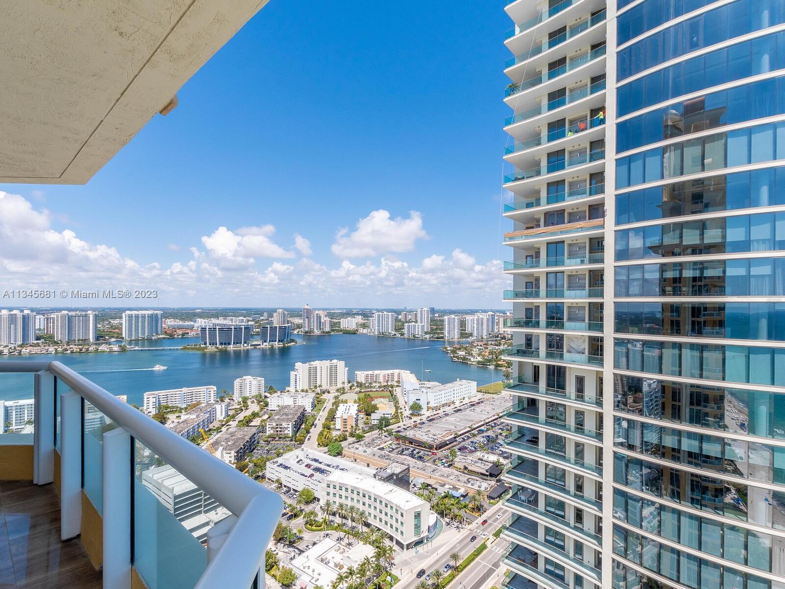 ACQUALINA OCEAN RESIDENCE - Residential