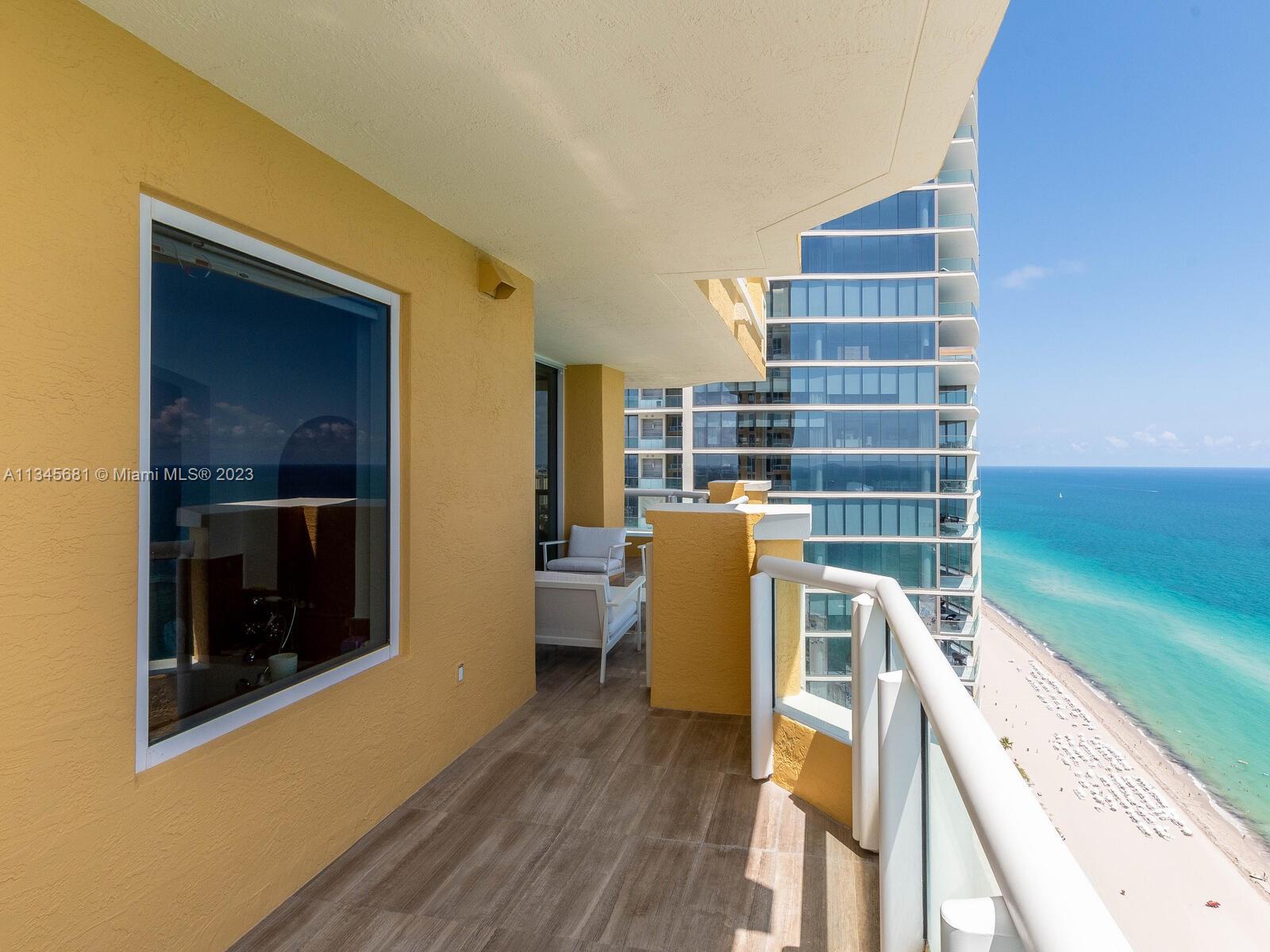ACQUALINA OCEAN RESIDENCE - Residential