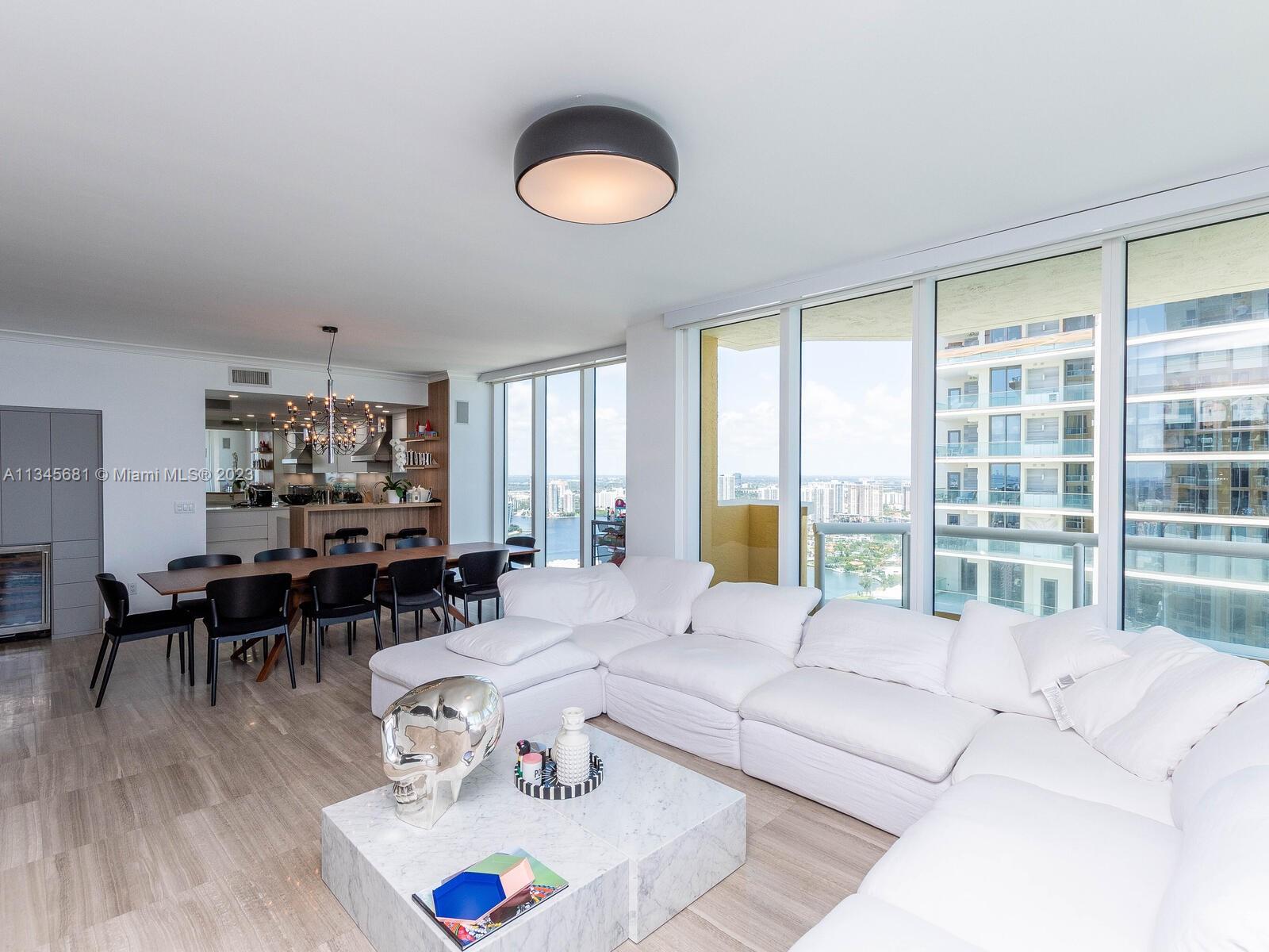 ACQUALINA OCEAN RESIDENCE - Residential