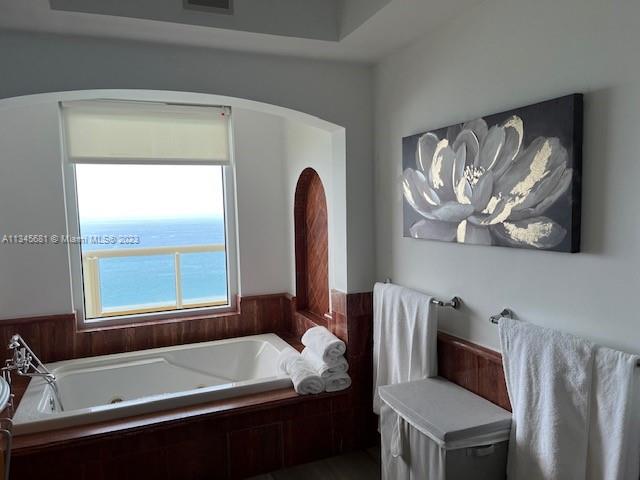 ACQUALINA OCEAN RESIDENCE - Residential
