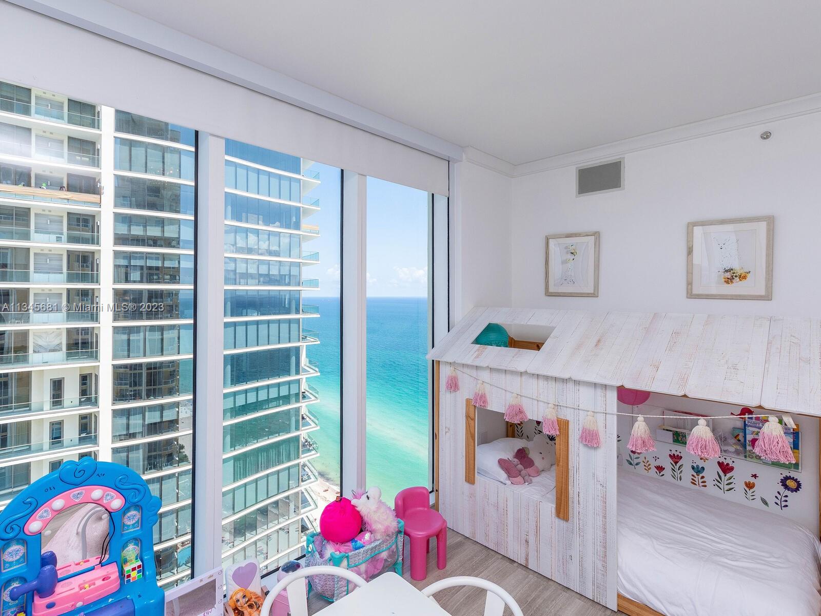 ACQUALINA OCEAN RESIDENCE - Residential