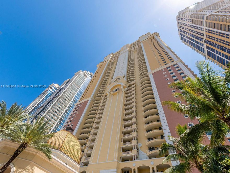FULLY FURNISHED AND DECORATED,NEW KITCHEN ,GREAT INVESTMENT,TENANT OCCUPIED TILL MAY AT $23000 , TRUE 4 BEDROOM/4 BATH HIGH FLOOR , MAKE YOUR DREAM TO A REALITY.