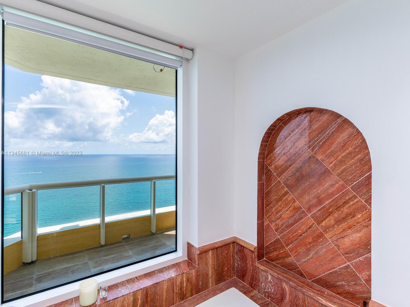 ACQUALINA OCEAN RESIDENCE - Residential