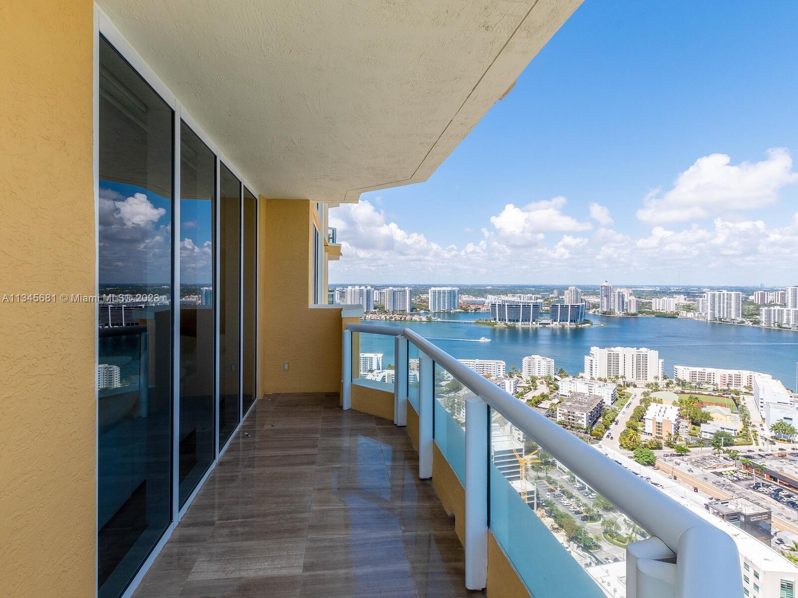 ACQUALINA OCEAN RESIDENCE - Residential