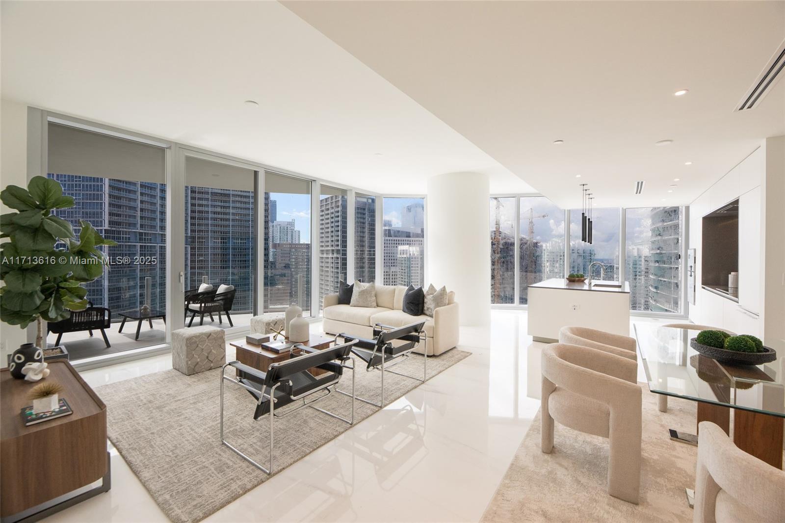 300 Biscayne Blvd way 3707