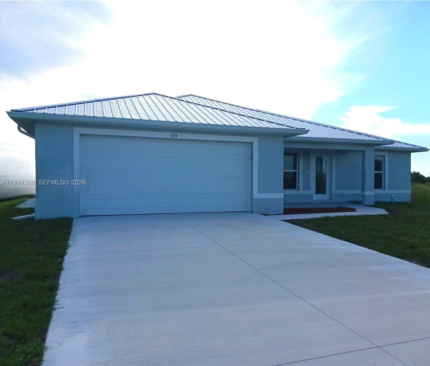 PORT LABELLE UNIT 12 - Residential