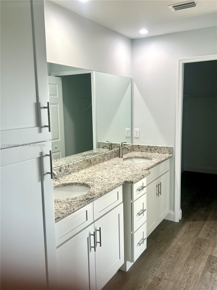 PORT LABELLE UNIT 12 - Residential