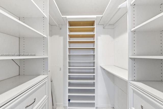 CANTERBURY - Residential