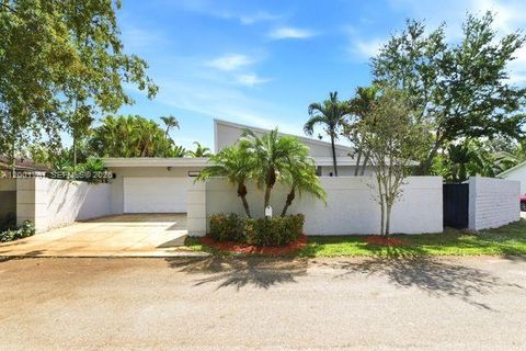 400 NW 78th Ave Plantation FL 33324