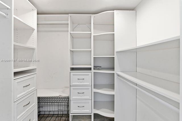 CANTERBURY - Residential