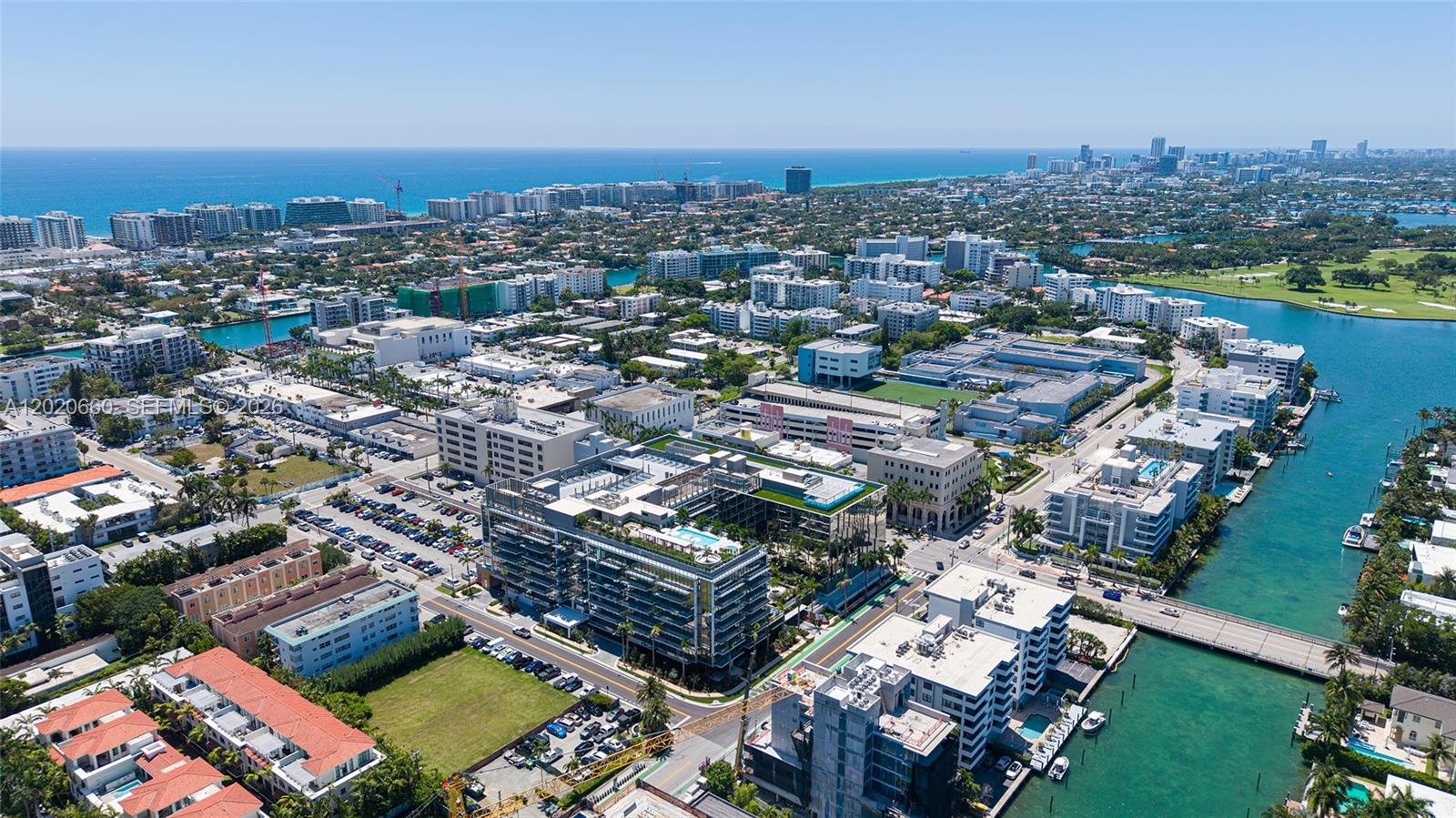 THE WELL BAY HARBOR - Residential