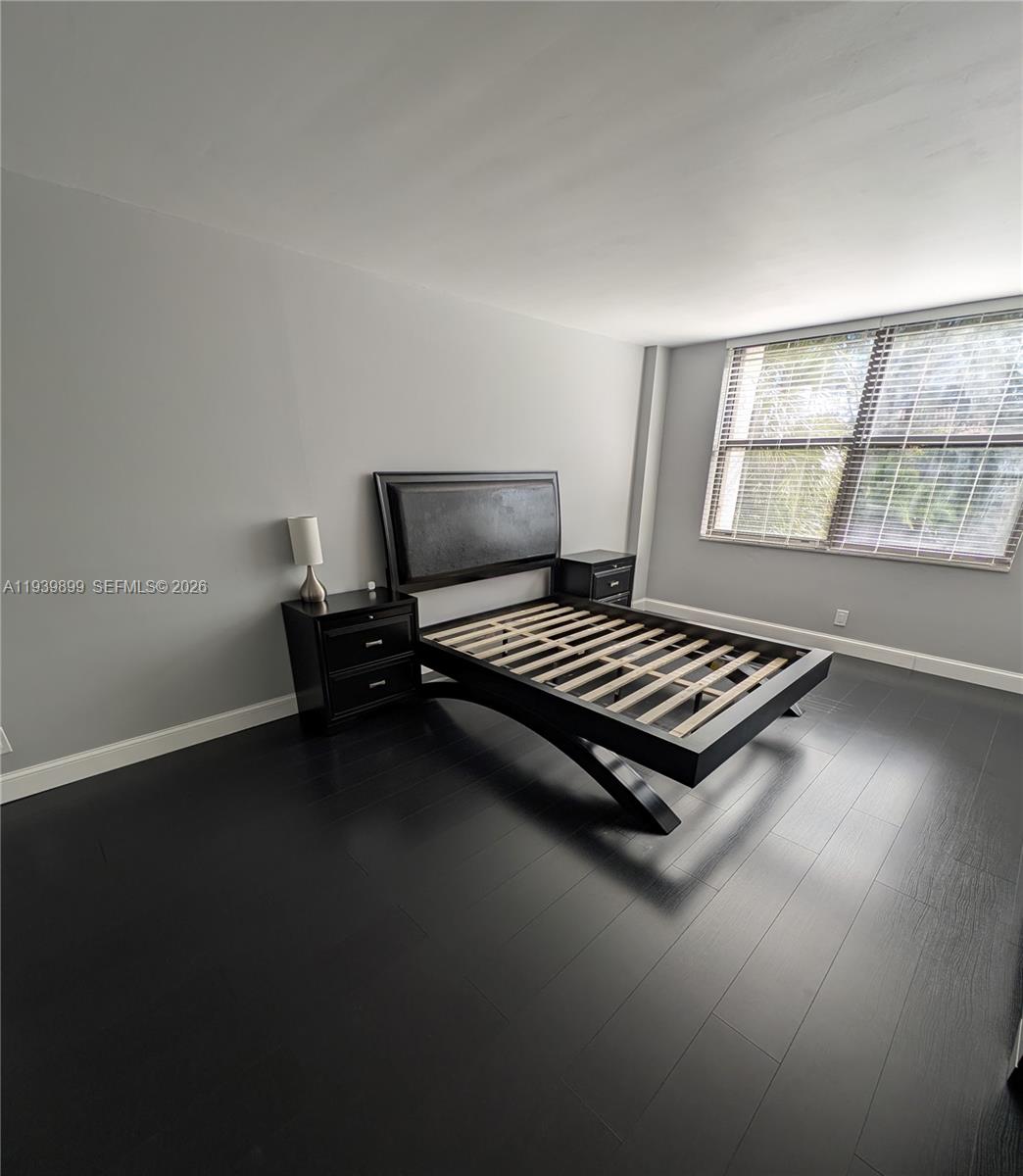 THE CLIPPER AT BISC COVE - Residential