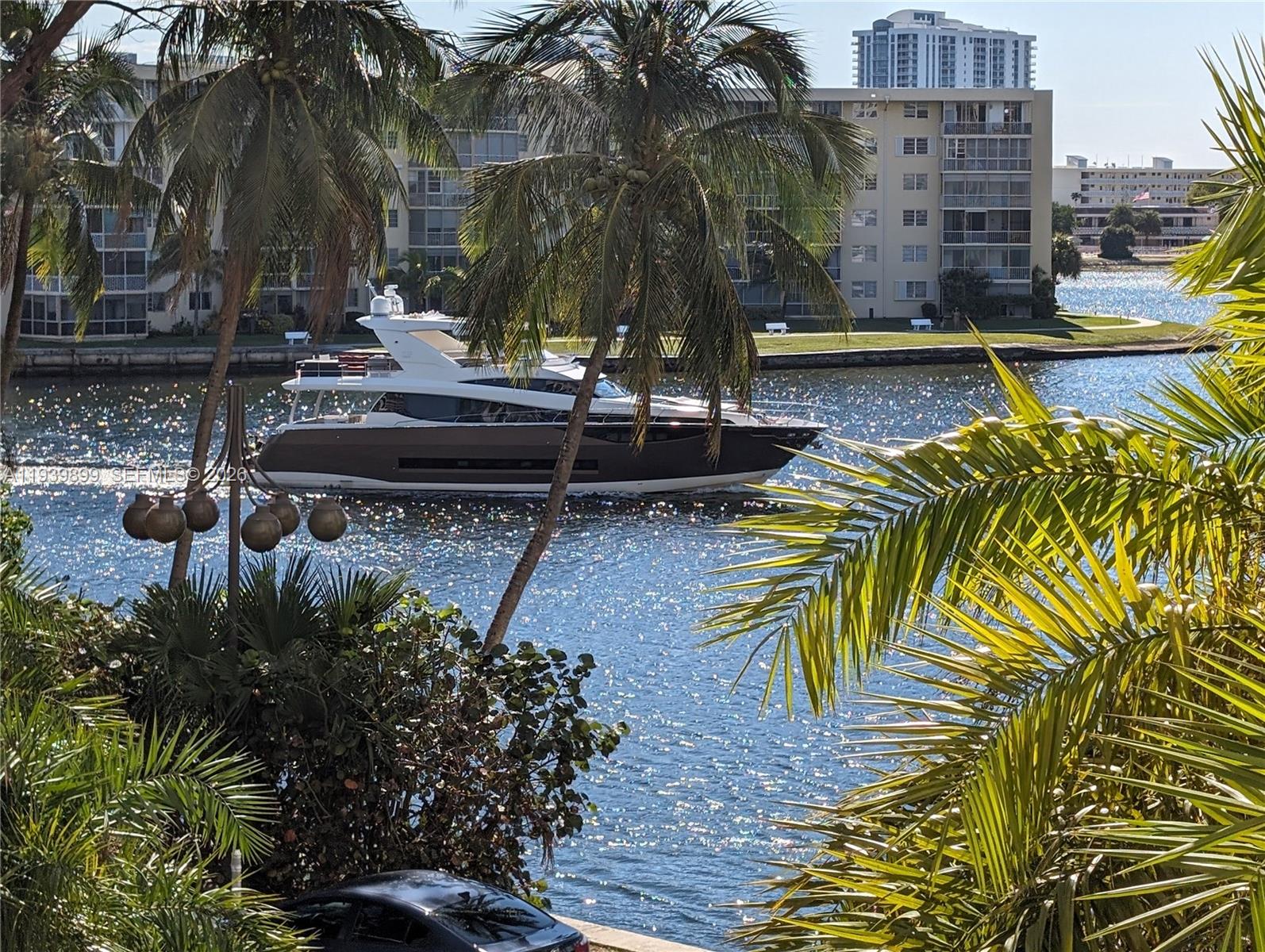 THE CLIPPER AT BISC COVE - Residential