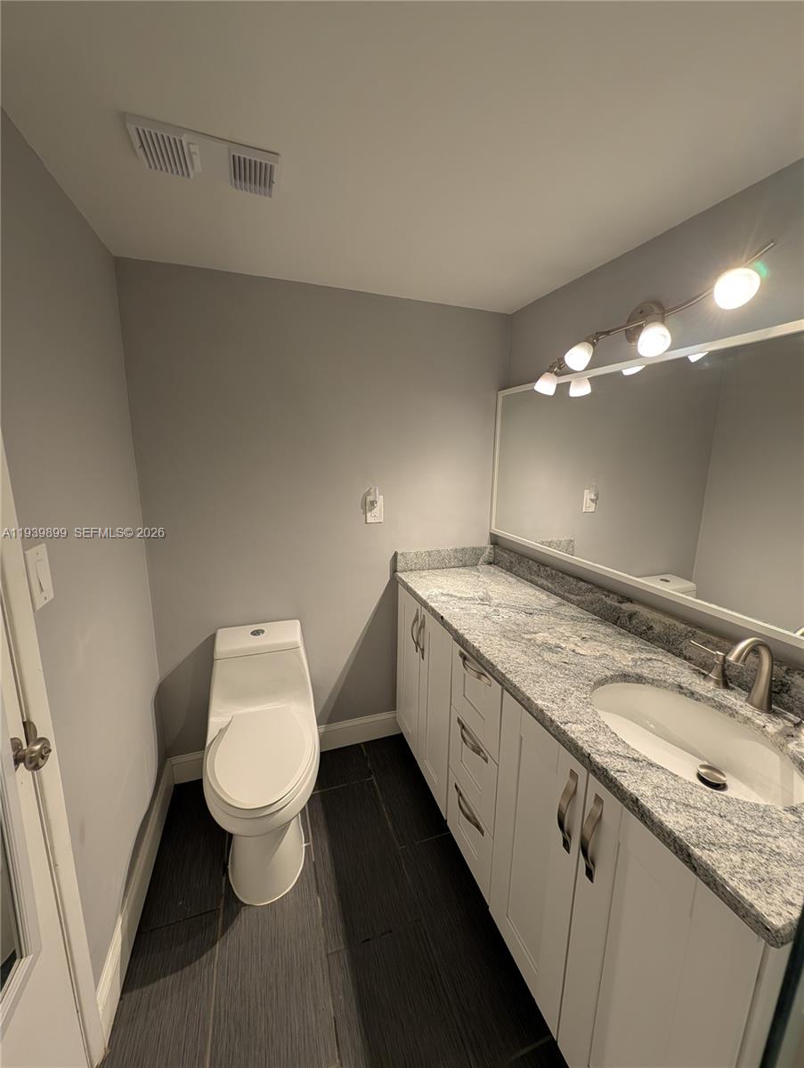 THE CLIPPER AT BISC COVE - Residential