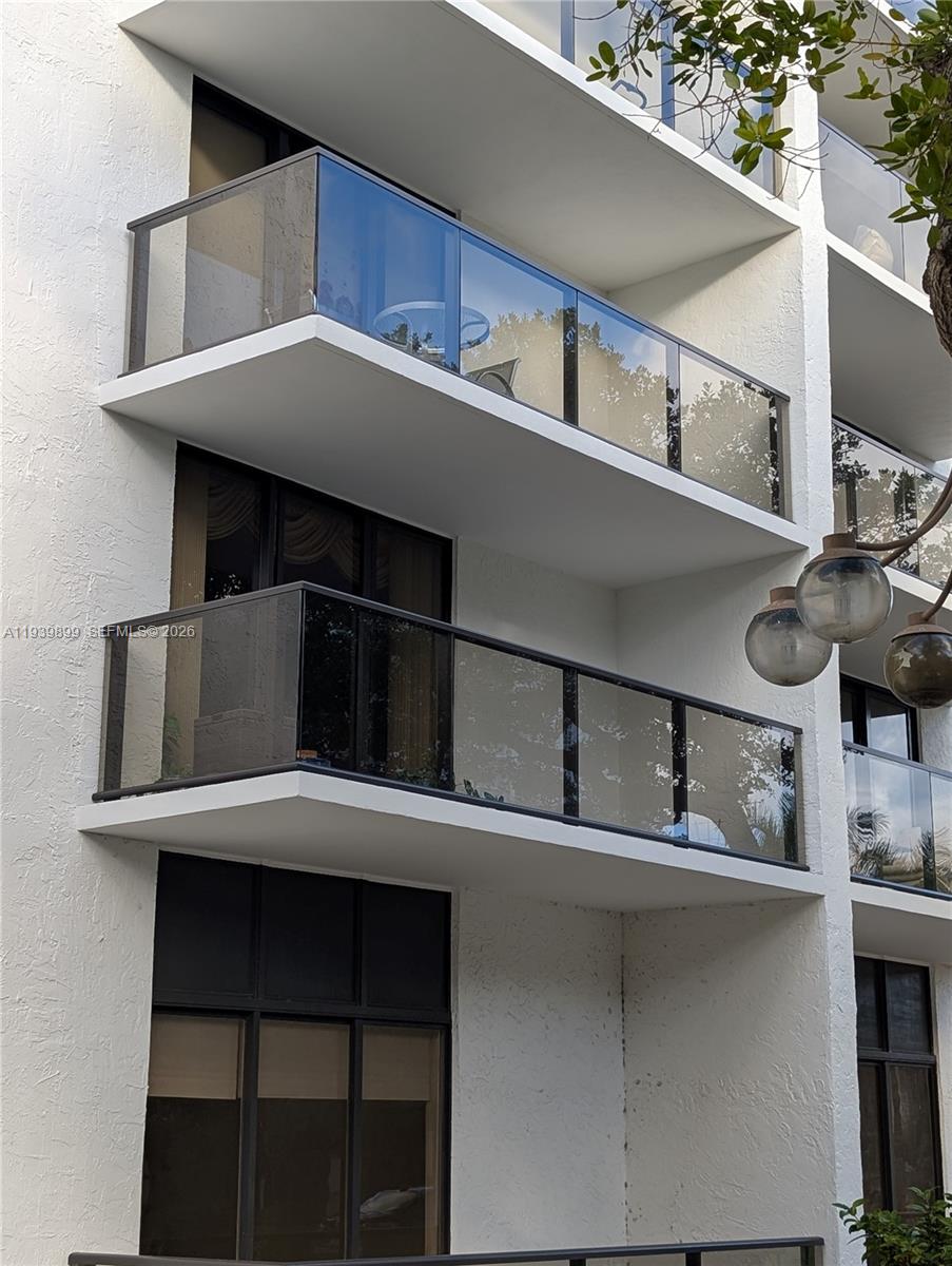 THE CLIPPER AT BISC COVE - Residential