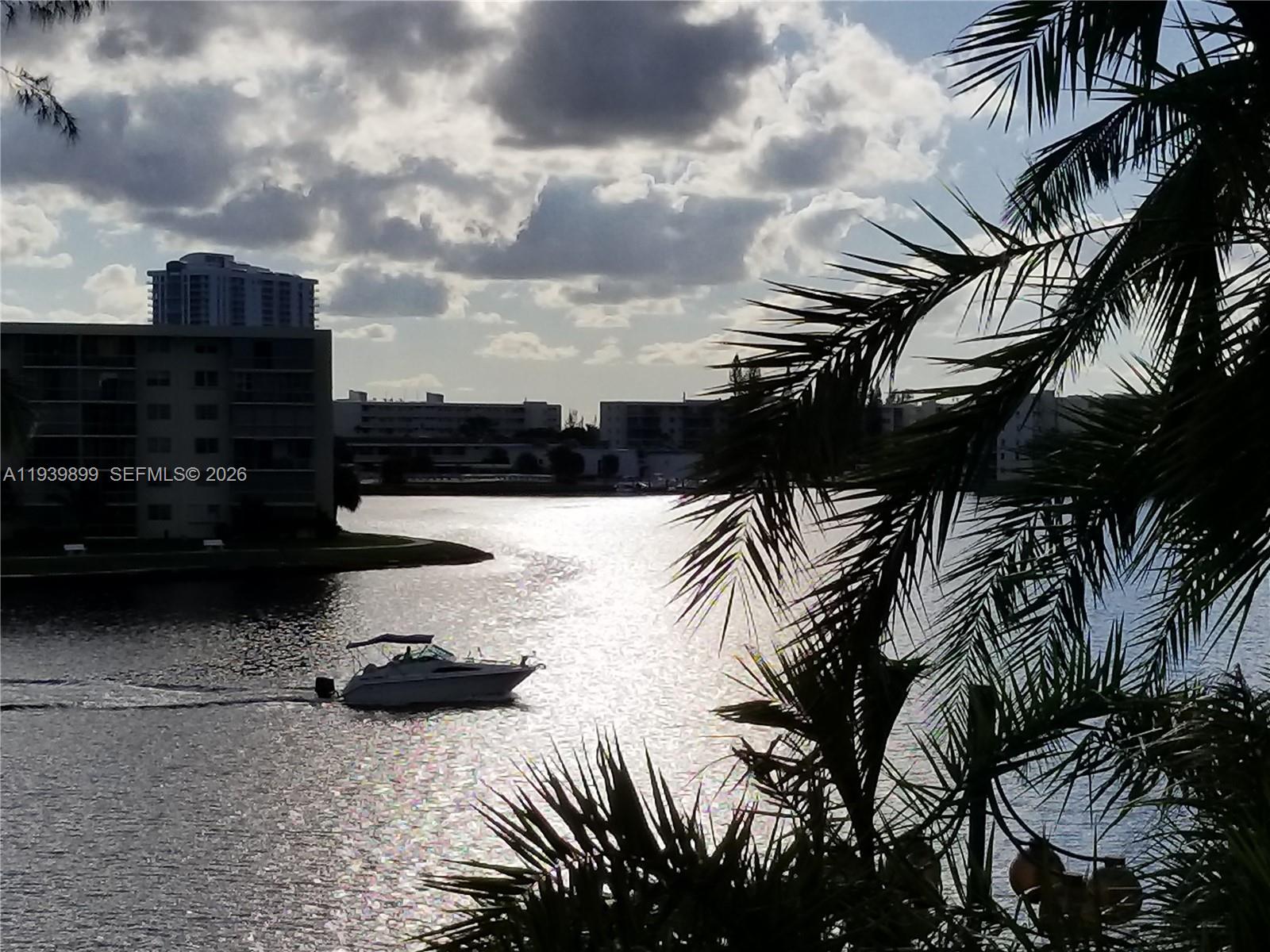 THE CLIPPER AT BISC COVE - Residential