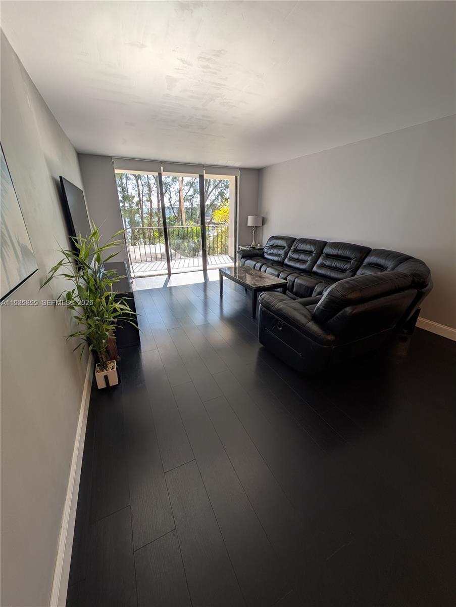 THE CLIPPER AT BISC COVE - Residential