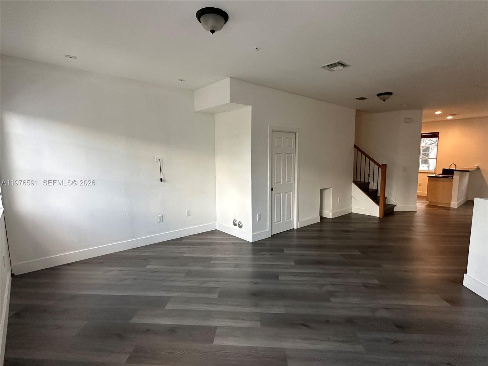 BOARDWALK AT VIZCAYA COND - Residential