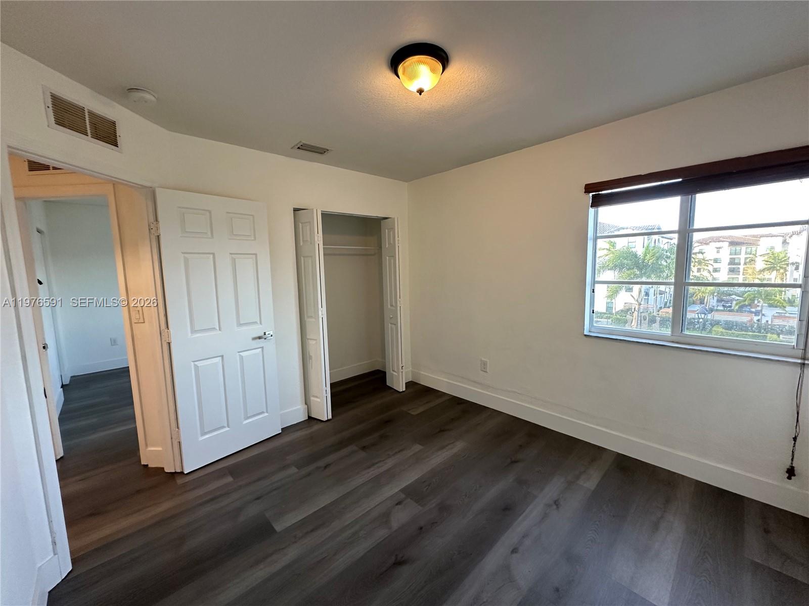 BOARDWALK AT VIZCAYA COND - Residential