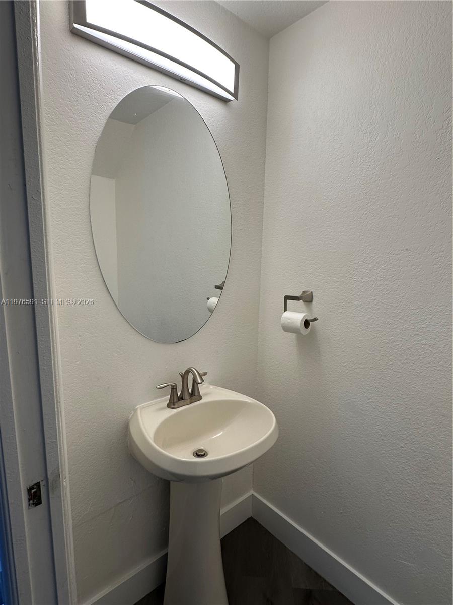 BOARDWALK AT VIZCAYA COND - Residential