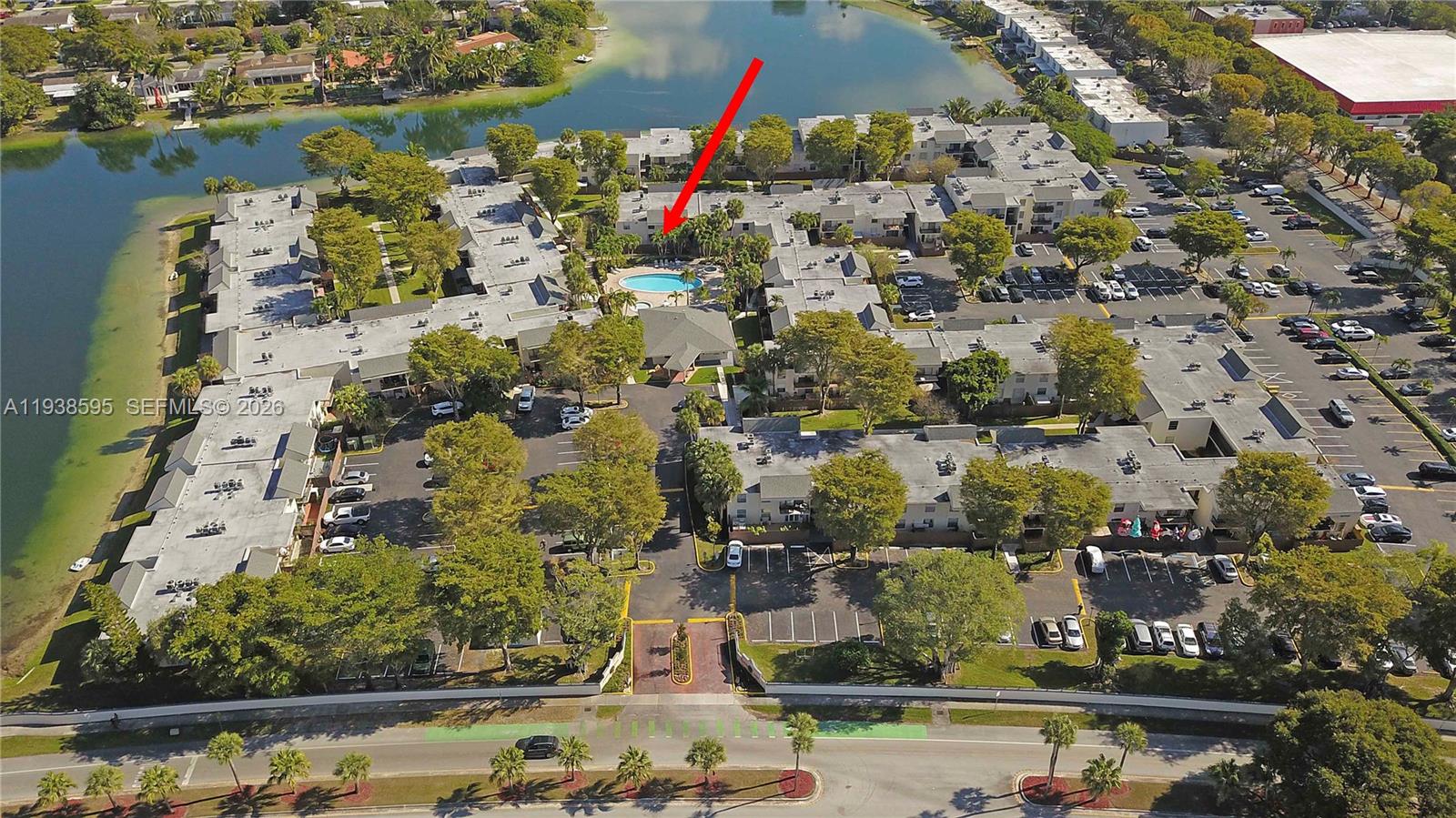 CAPTIVA LAKES VILLAS COND - Residential