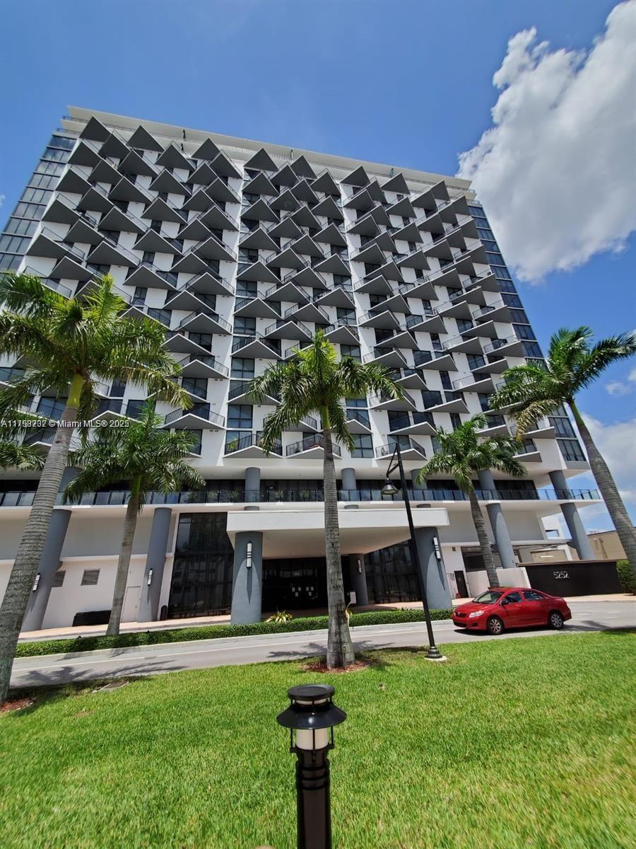 5252 NW 85th Ave 1104