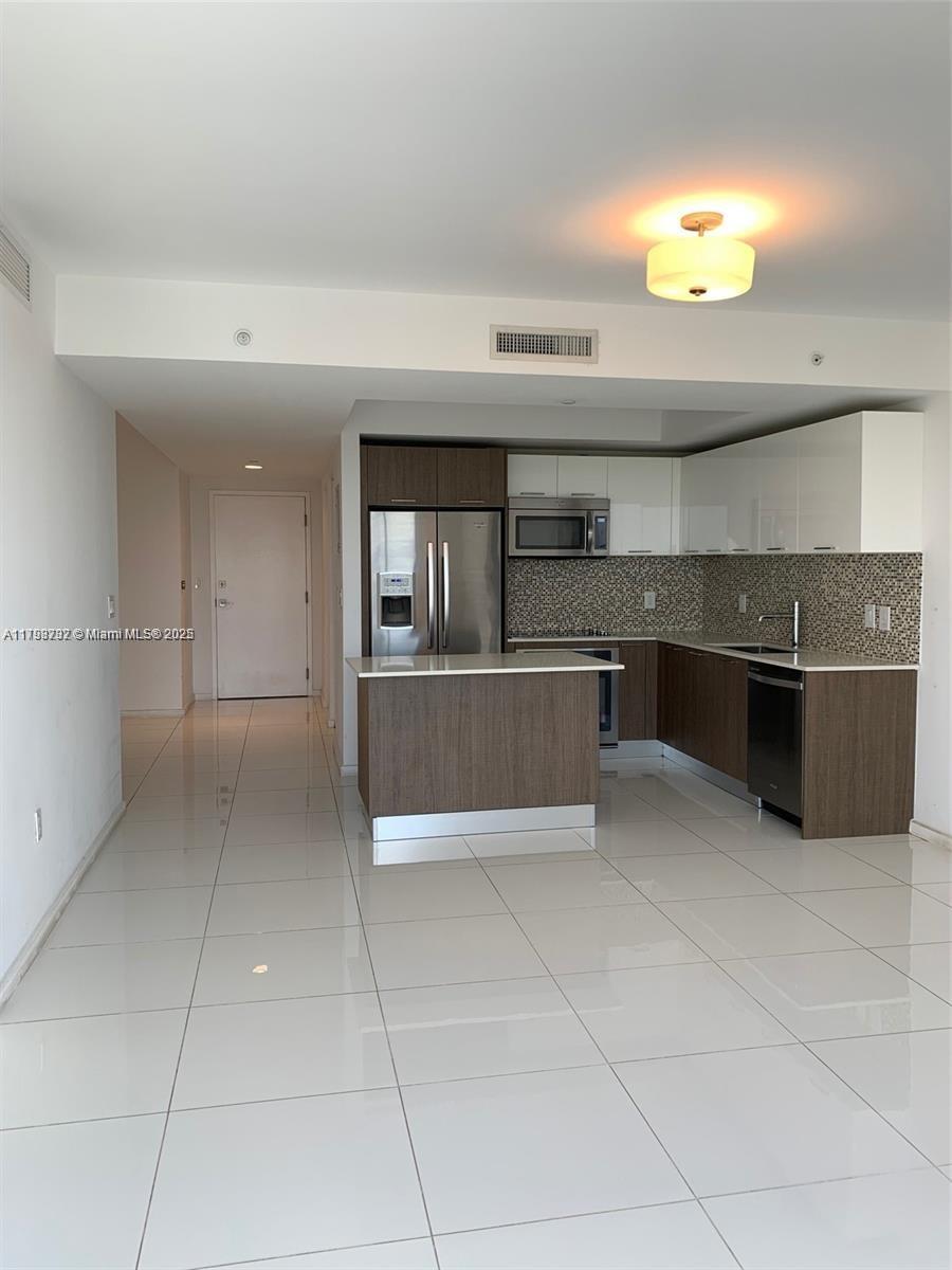 5252 NW 85th Ave 1104