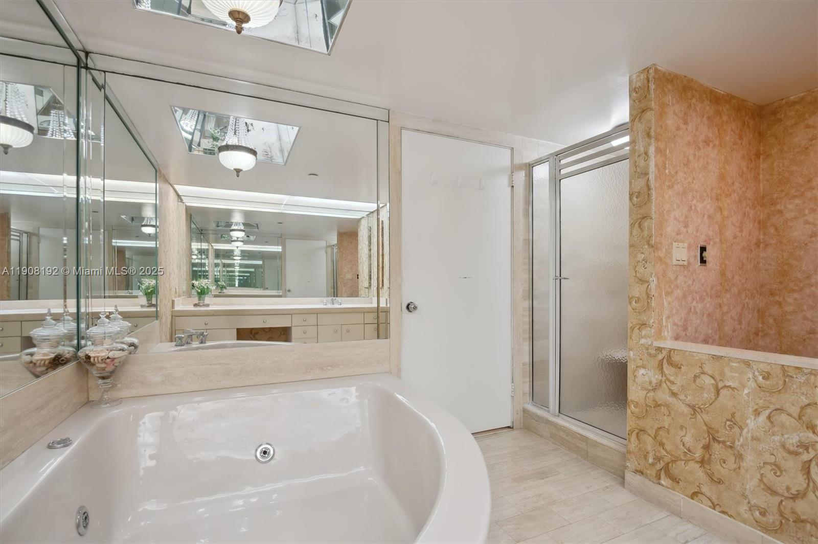 TURNBERRY ISLE CONDO - Residential