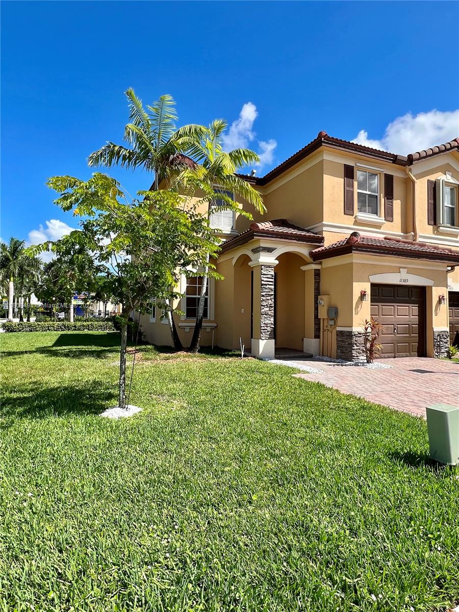 Rental Property at 11389 Nw 87th Ln, Doral, Miami-Dade County, Florida - Bedrooms: 3 
Bathrooms: 3  - $4,000 MO.