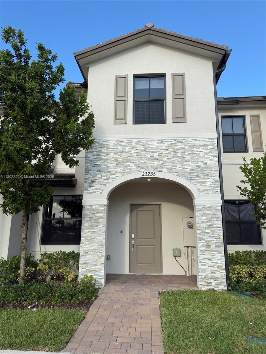 Rental Property at 23235 Sw 129th Path 23235, Miami, Broward County, Florida - Bedrooms: 3 
Bathrooms: 3  - $2,800 MO.