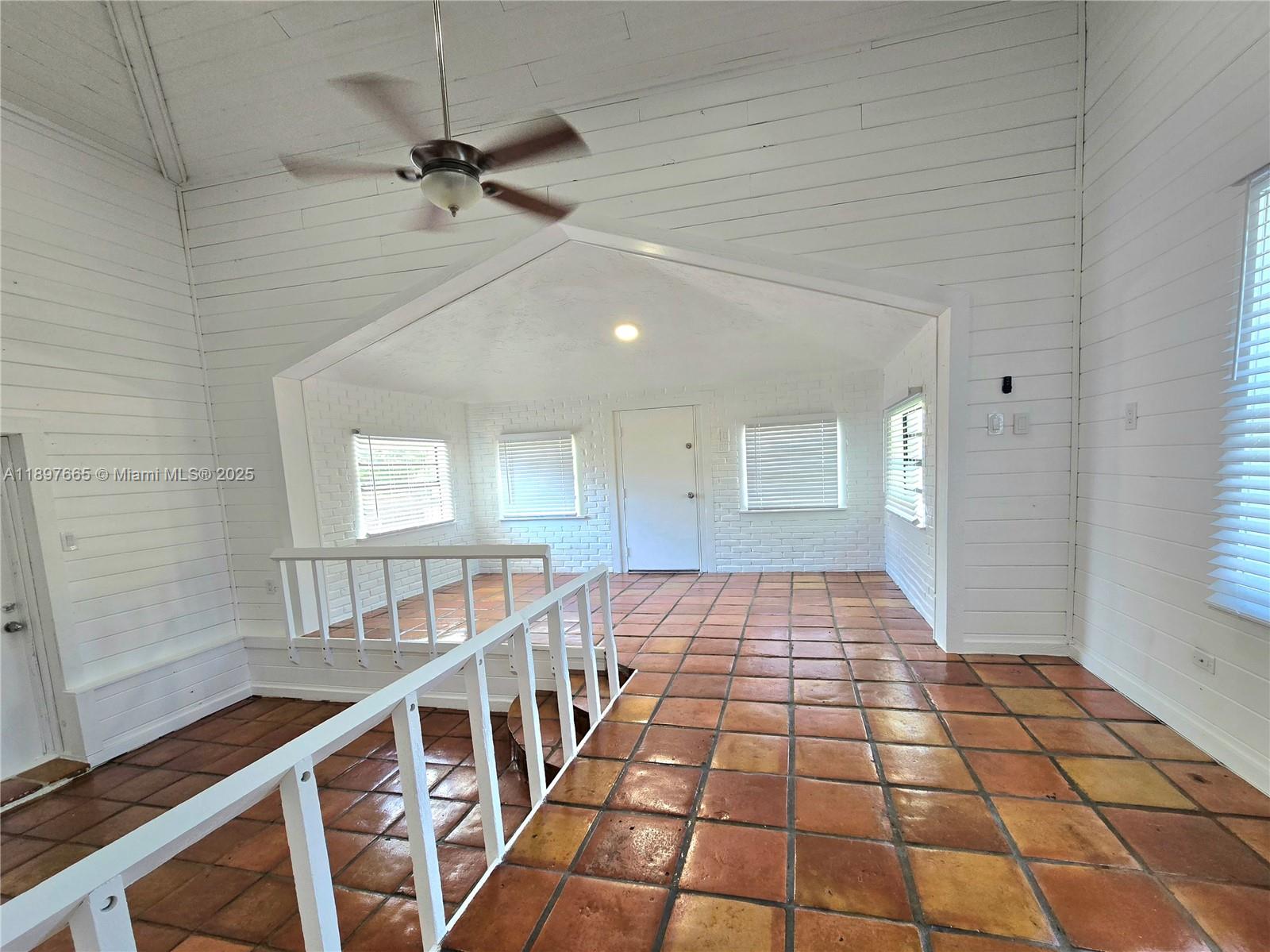 TOWN OF DEERFIELD - Residential Lease