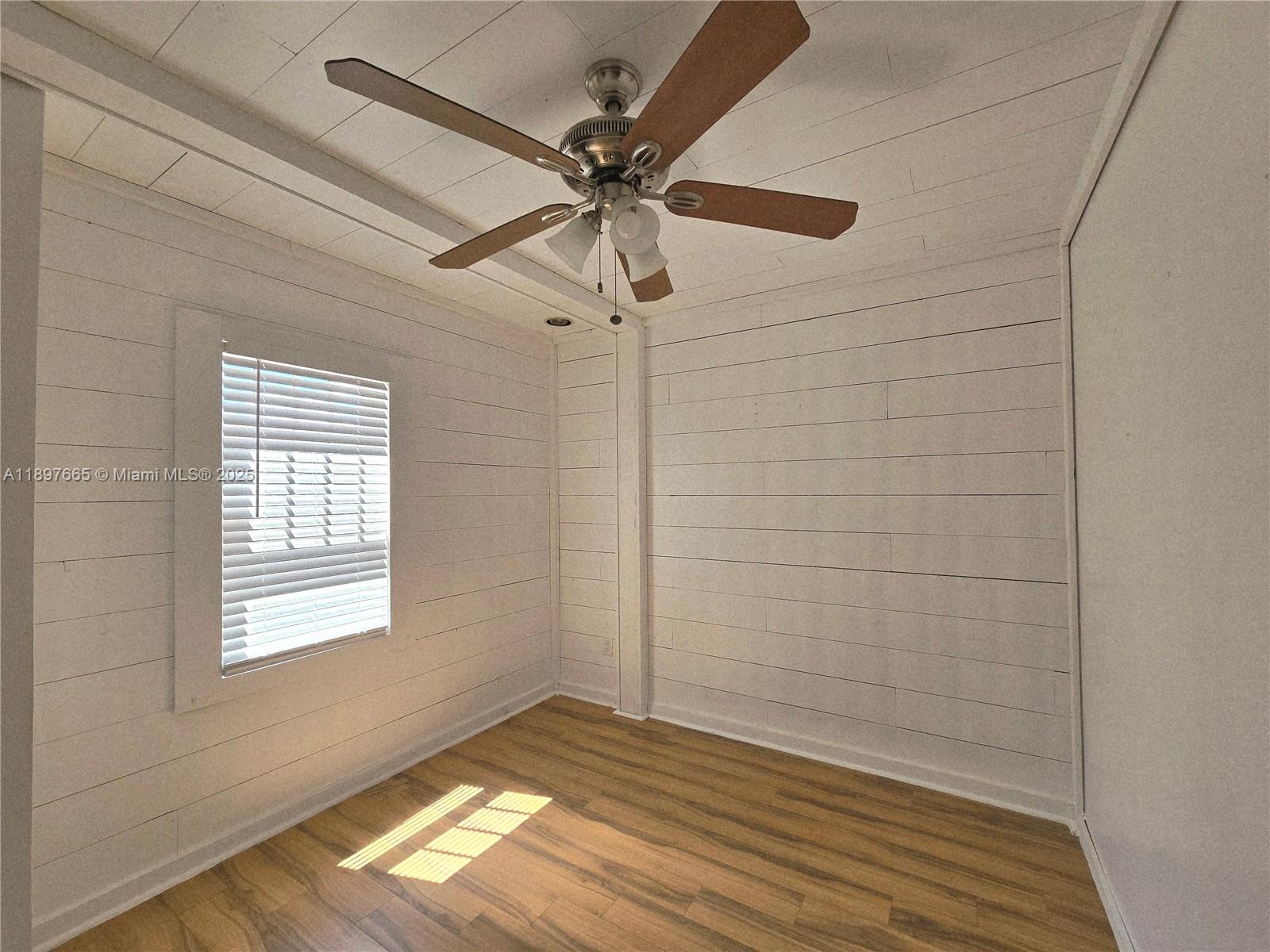 TOWN OF DEERFIELD - Residential Lease