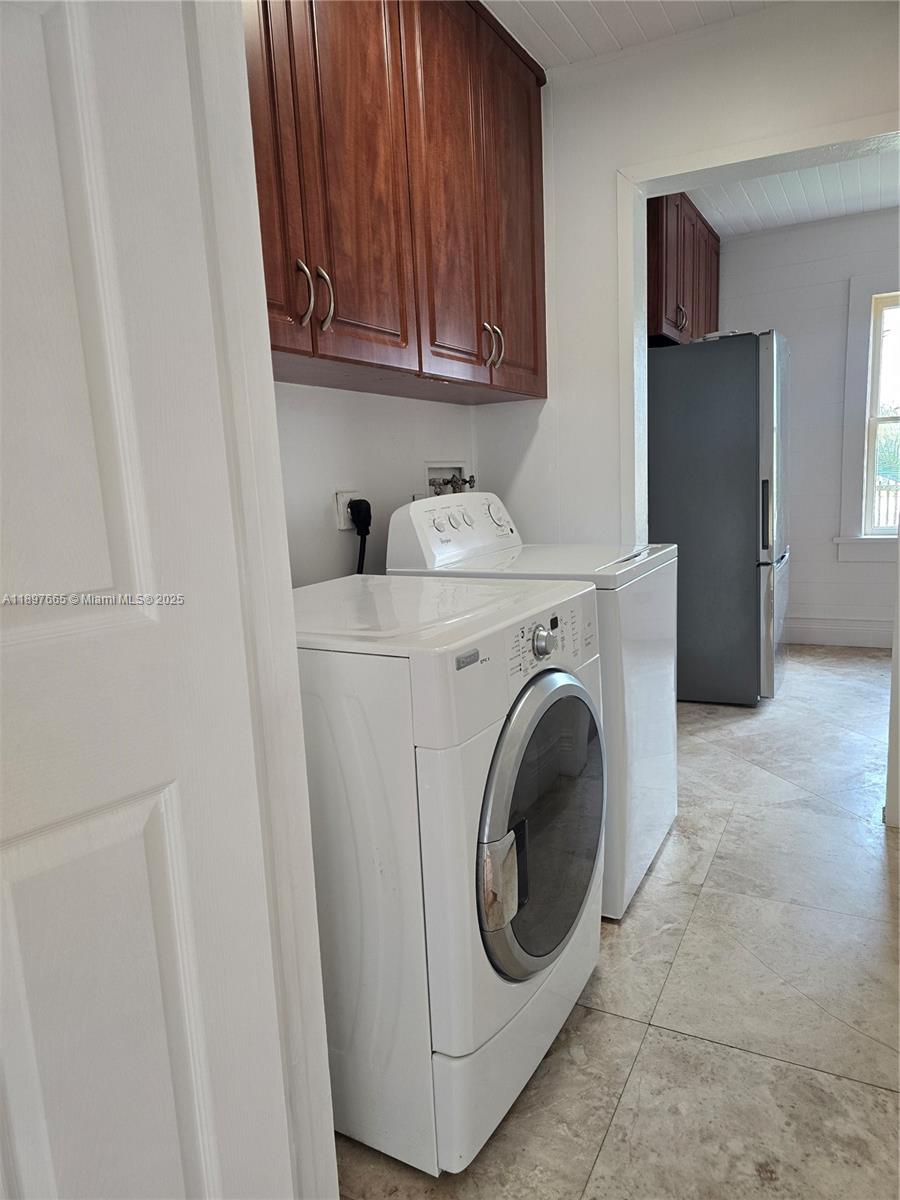 TOWN OF DEERFIELD - Residential Lease